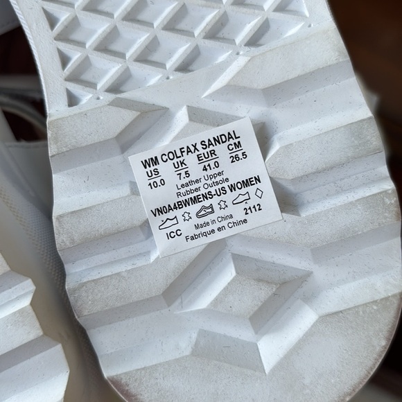 Brand New Vans Genuine Leather Colfax Sandals in True White Adjustable Straps - Picture 13 of 16